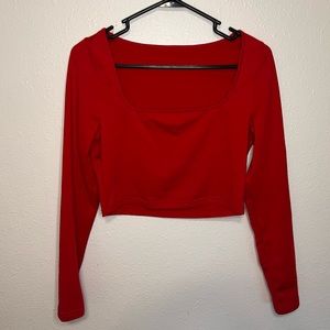 Size L Red Long Sleeve Crop Top